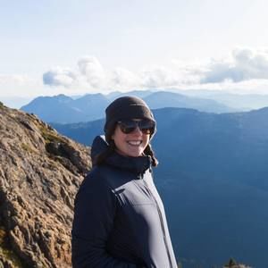 Meet your Posher, Alexandra